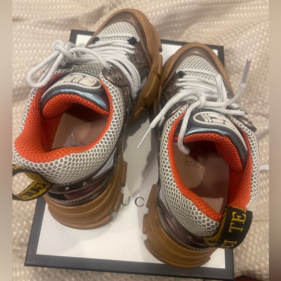 Gucci - Picture 2 of 4